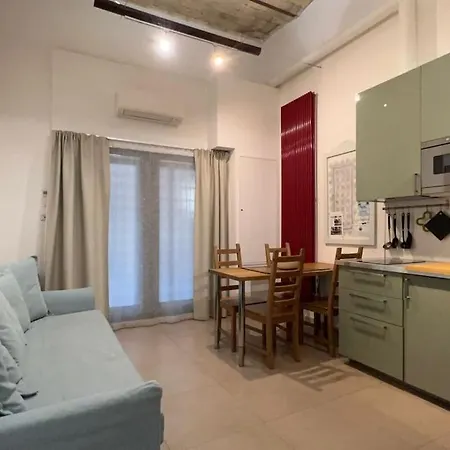 Tamo Navona Apartman *